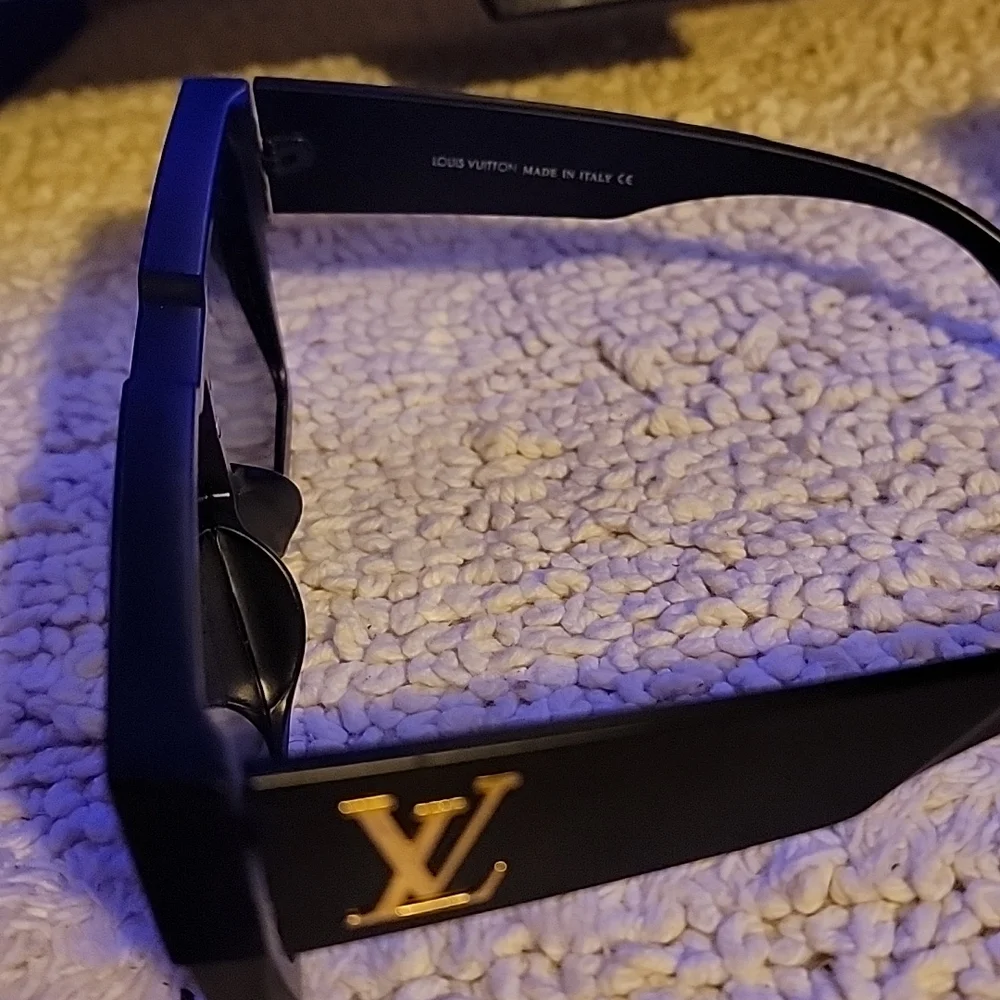 Louis vitton shades - Picture 2 of 3